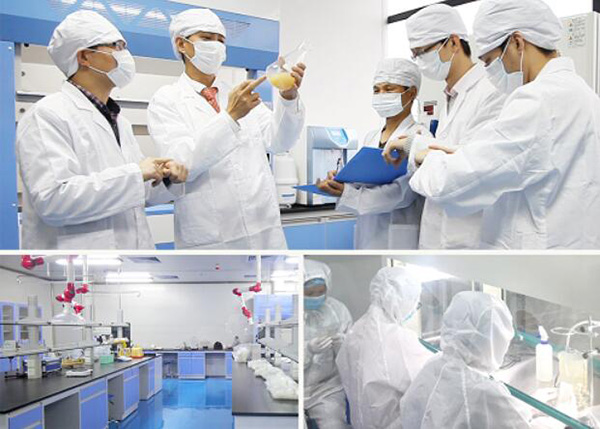 取适量精华液轻轻按摩于脸部和颈部