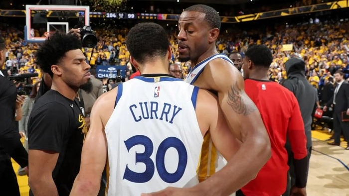 伊戈达拉FMVP无意义，库里七年等待终圆梦