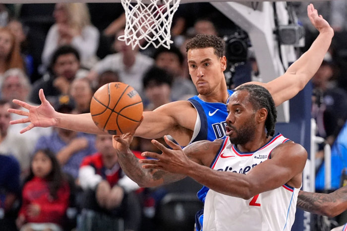 莱昂纳德三节打卡率队胜 独行侠新星弗拉格难阻